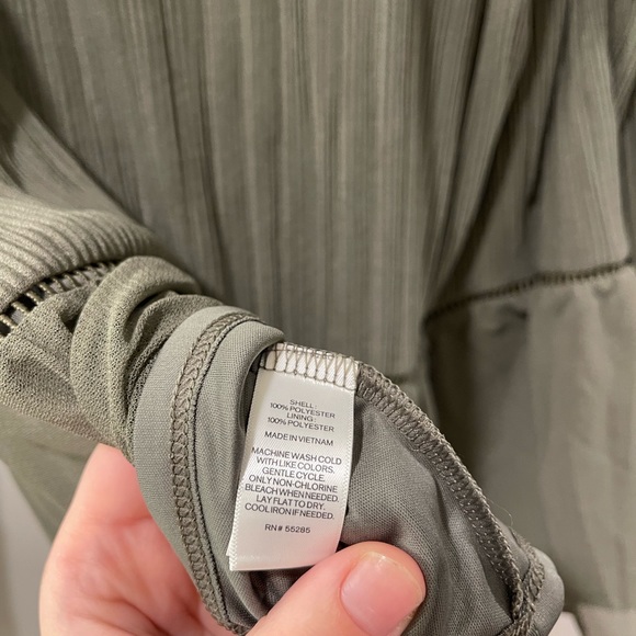 Express Blouse - Picture 9 of 10